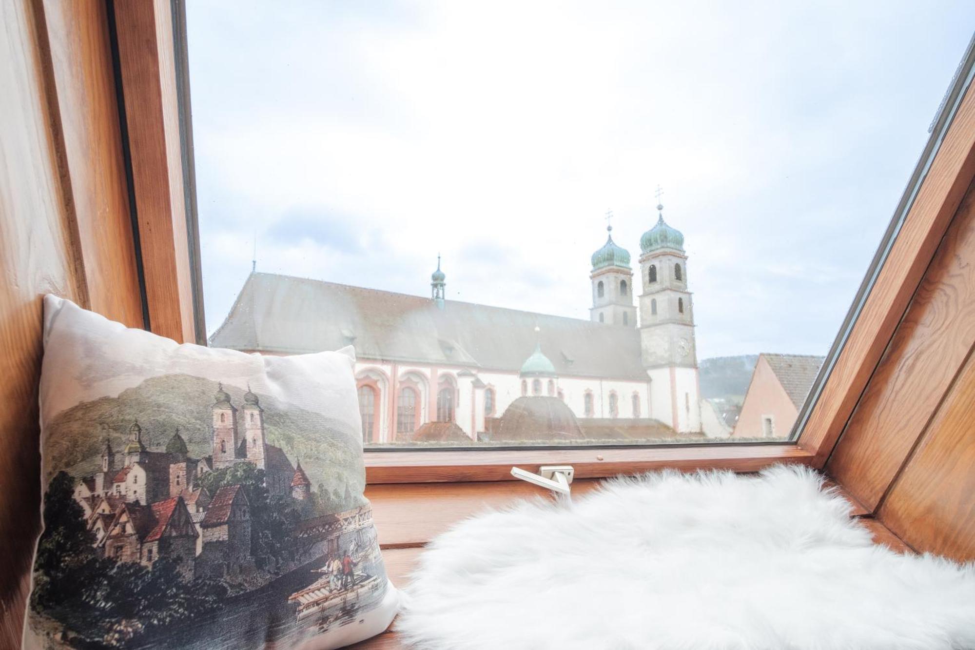 Neu Deluxe Suite Muensterblick, Maisonette, Kingsize Bett, Kueche, Netflix, Aussicht, E-Kamin Bad Sackingen Exterior photo